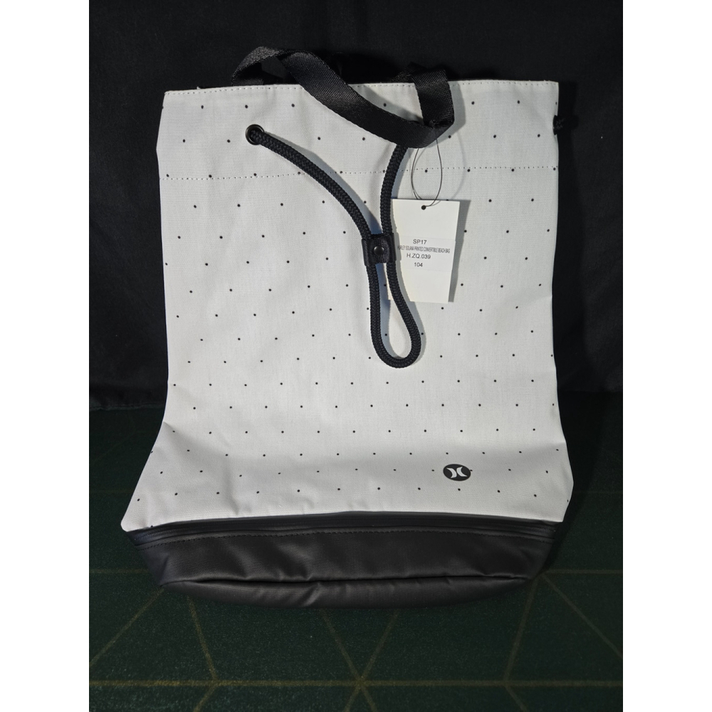Hurley Beach Bag with Drawstring- White/Black